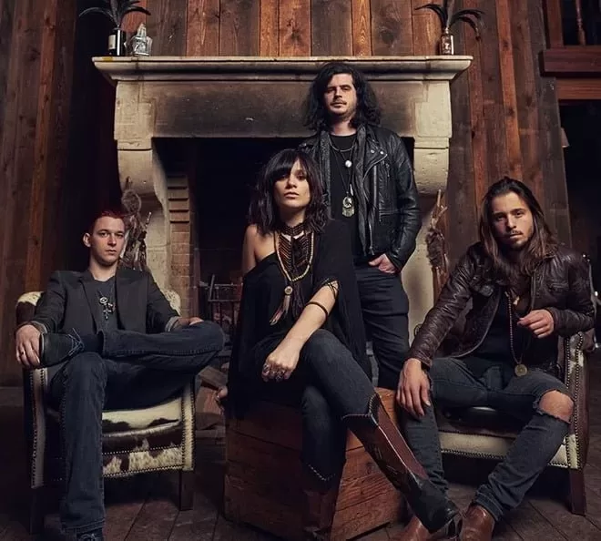 Black Mirrors - Invaders Amplification artist